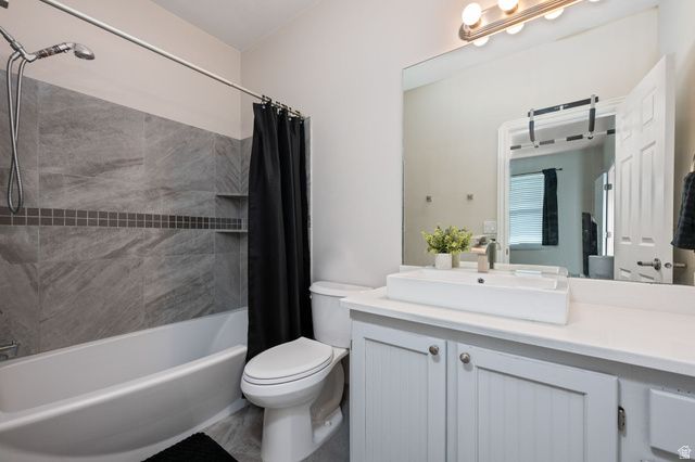 2057 S SOLANA CIR, Washington, UT 84780