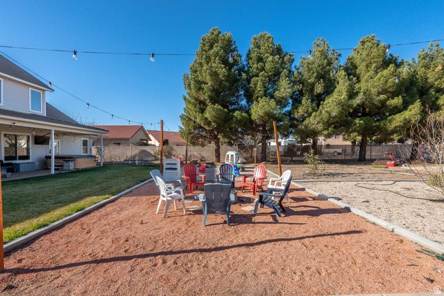 2057 S SOLANA CIR, Washington, UT 84780