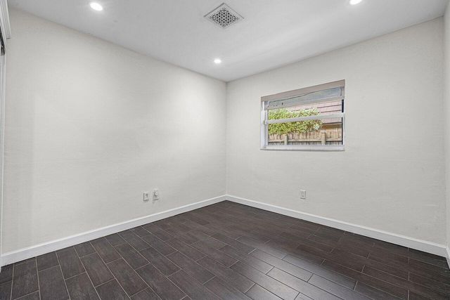 855 BERKELEY Street, Boca Raton, FL 33487