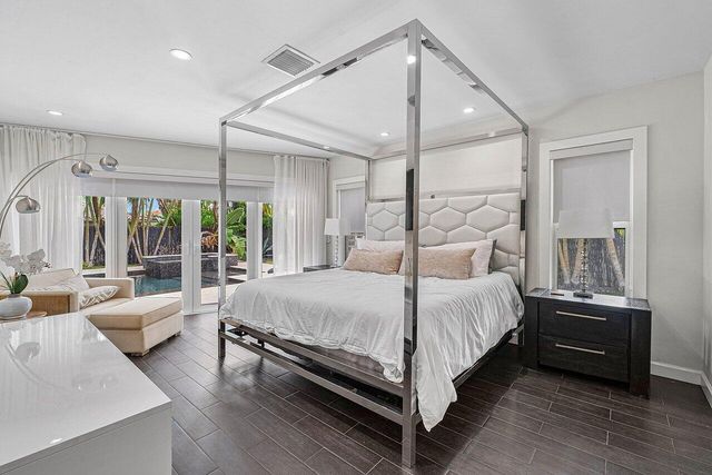 855 BERKELEY Street, Boca Raton, FL 33487
