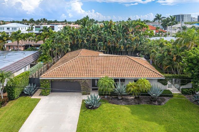 855 BERKELEY Street, Boca Raton, FL 33487