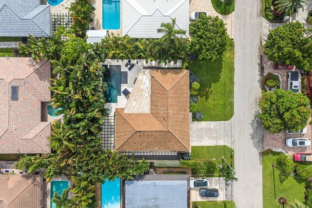 855 BERKELEY Street, Boca Raton, FL 33487