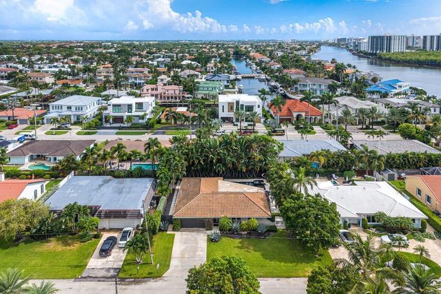 855 BERKELEY Street, Boca Raton, FL 33487