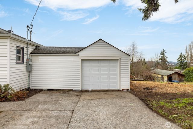 603 N 8th Street, Mount Vernon, WA 98273