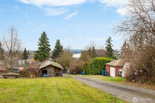 603 N 8th Street, Mount Vernon, WA 98273