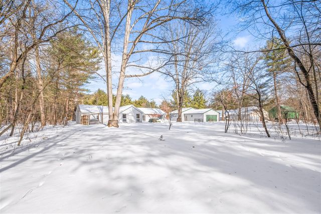 19077 12 Mile Road, Big Rapids, MI 49307