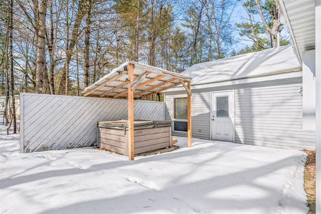 19077 12 Mile Road, Big Rapids, MI 49307