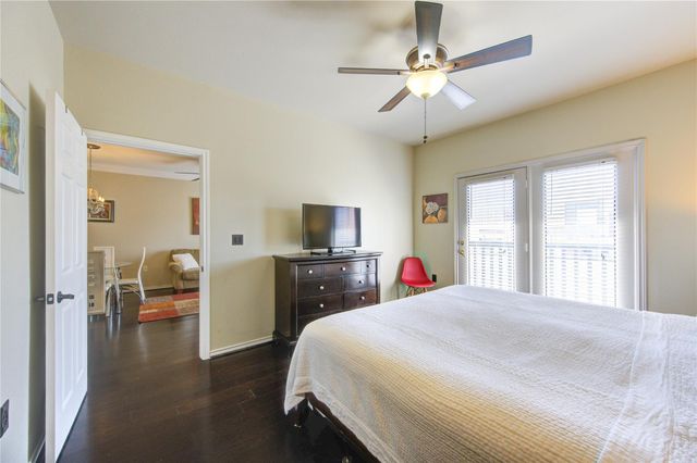 2400 Mccue Road 412, Houston, TX 77056