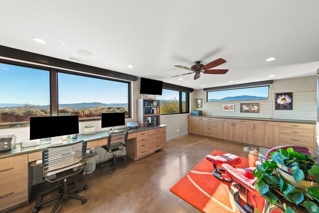 864 N SIHU WAY, Ivins, UT 84738