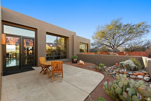 864 N SIHU WAY, Ivins, UT 84738