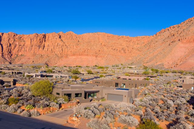 864 N SIHU WAY, Ivins, UT 84738