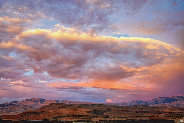 864 N SIHU WAY, Ivins, UT 84738