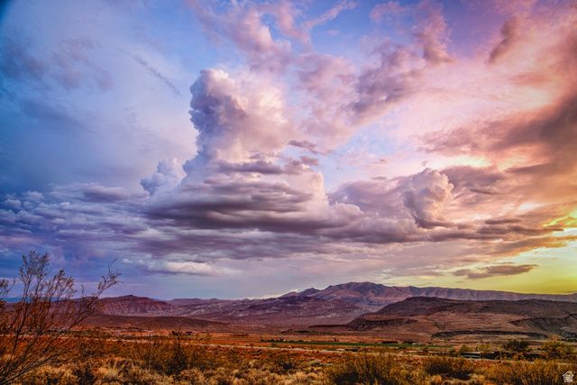 864 N SIHU WAY, Ivins, UT 84738