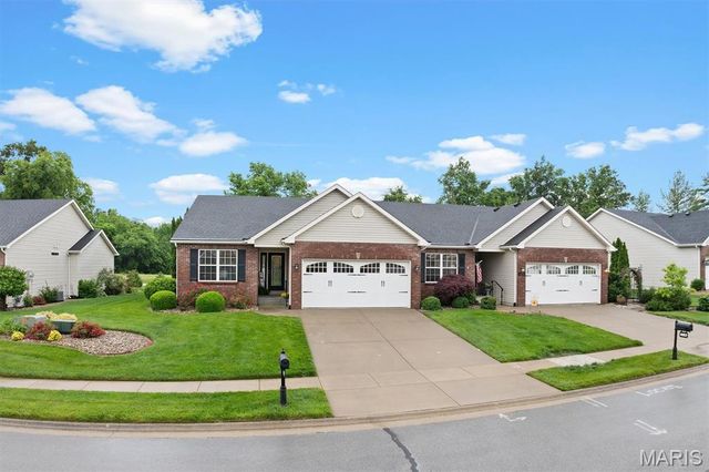 485 Bandmour Place, O'fallon, IL 62269