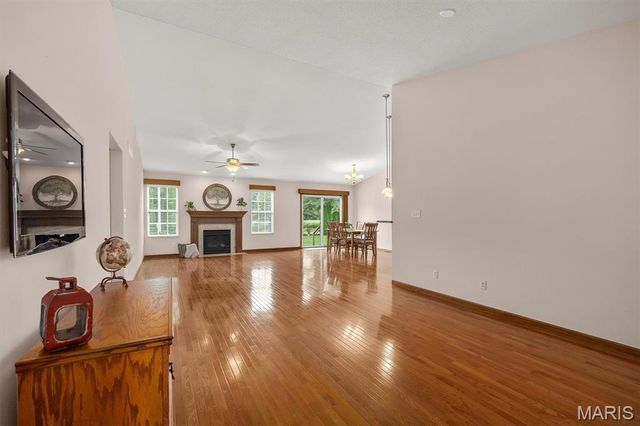 485 Bandmour Place, O'fallon, IL 62269