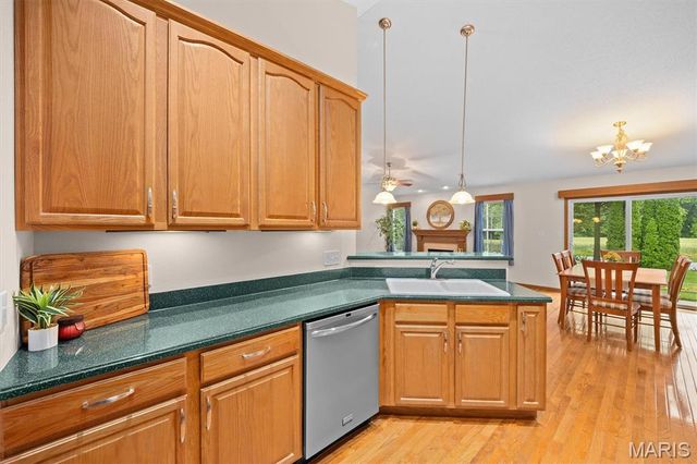 485 Bandmour Place, O'fallon, IL 62269
