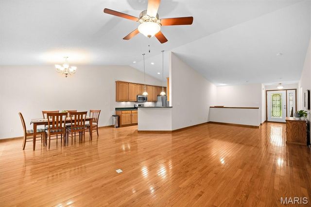 485 Bandmour Place, O'fallon, IL 62269
