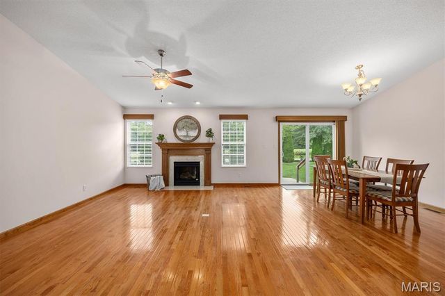 485 Bandmour Place, O'fallon, IL 62269