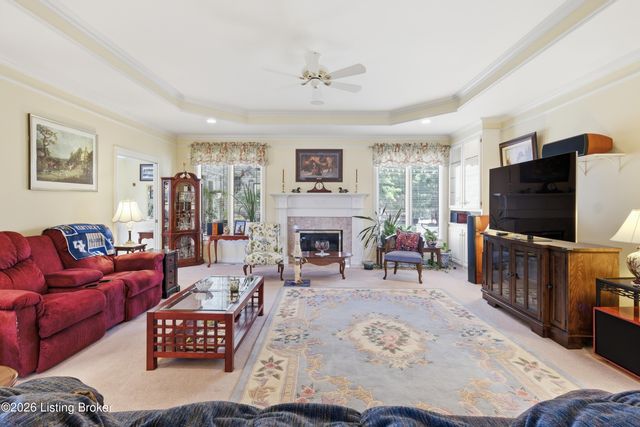 14208 Woodland Ridge Dr, Louisville, KY 40245