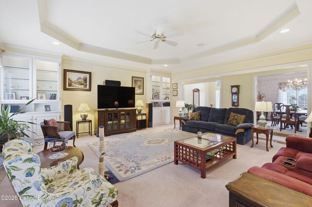 14208 Woodland Ridge Dr, Louisville, KY 40245