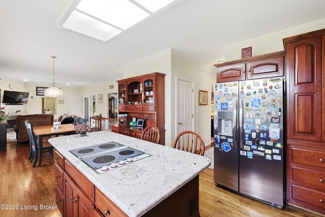 14208 Woodland Ridge Dr, Louisville, KY 40245