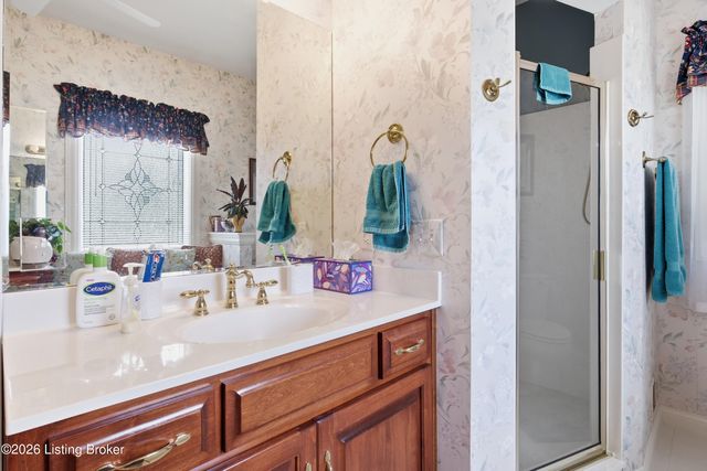 14208 Woodland Ridge Dr, Louisville, KY 40245