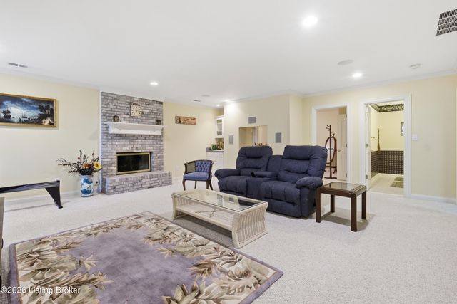 14208 Woodland Ridge Dr, Louisville, KY 40245