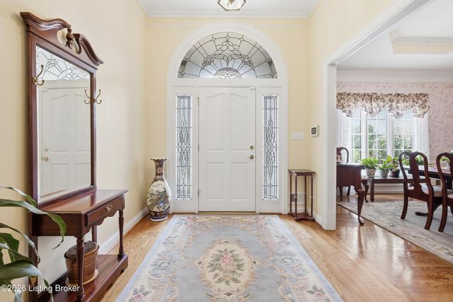 14208 Woodland Ridge Dr, Louisville, KY 40245