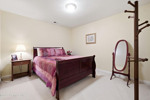 14208 Woodland Ridge Dr, Louisville, KY 40245