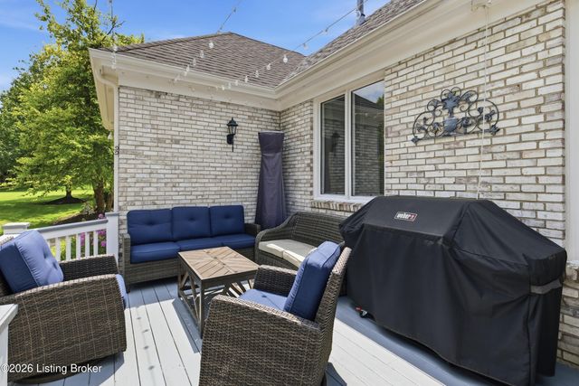 14208 Woodland Ridge Dr, Louisville, KY 40245