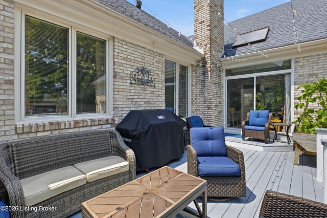 14208 Woodland Ridge Dr, Louisville, KY 40245