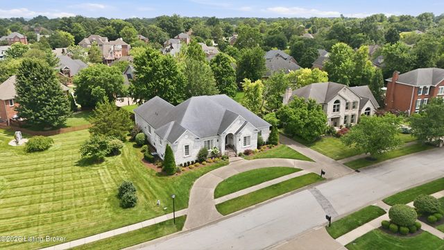 14208 Woodland Ridge Dr, Louisville, KY 40245