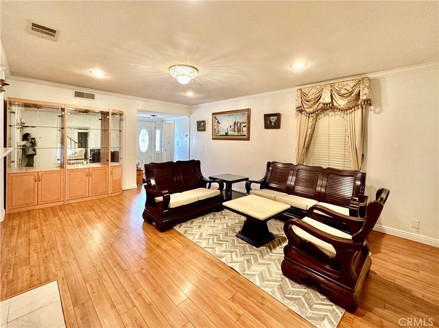 409 W Woodruff Avenue, Arcadia, CA 91007