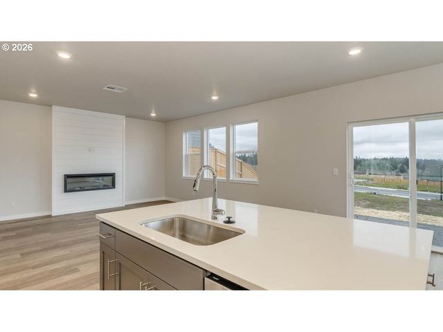 9200 Se Azalea St, Happy Valley, OR 97086