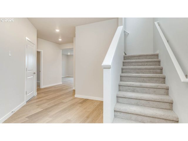 9200 Se Azalea St, Happy Valley, OR 97086