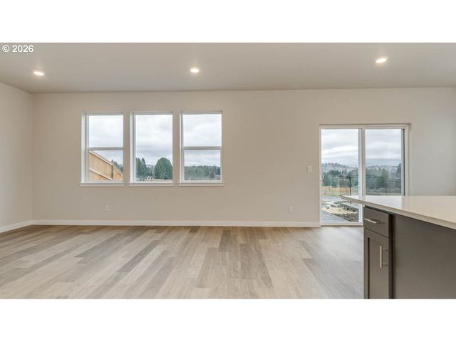 9200 Se Azalea St, Happy Valley, OR 97086