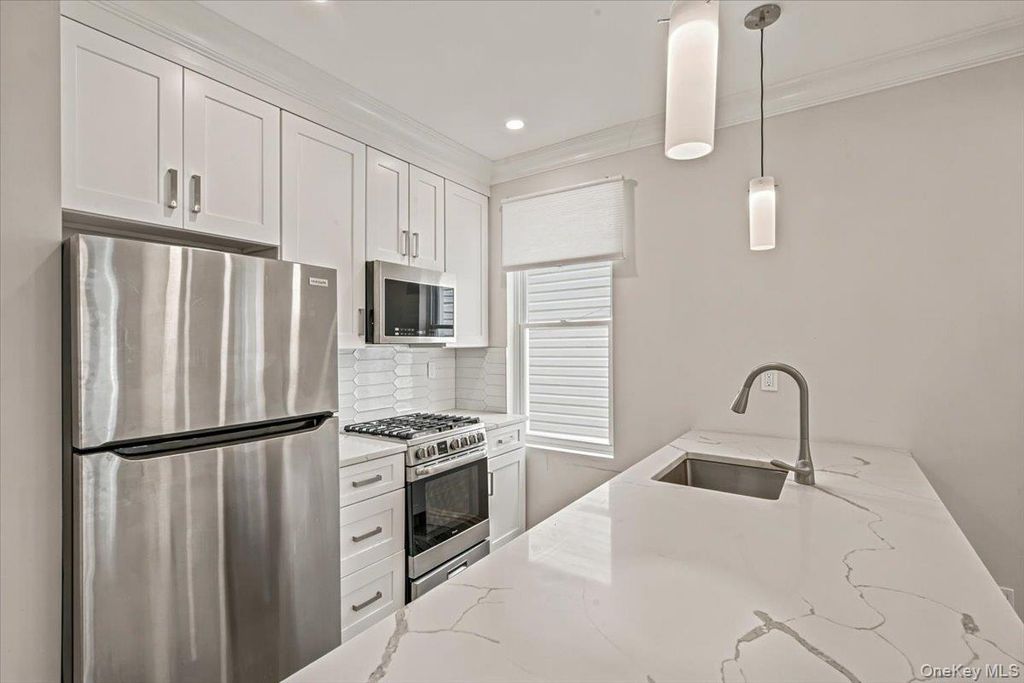 2418 42nd Street, Astoria, NY 11103 — photo 4
