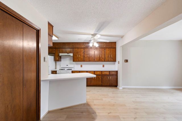 108 Fairlane DR, Round Rock, TX 78664