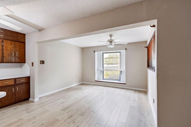 108 Fairlane DR, Round Rock, TX 78664