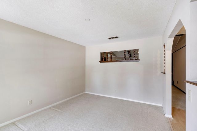 108 Fairlane DR, Round Rock, TX 78664