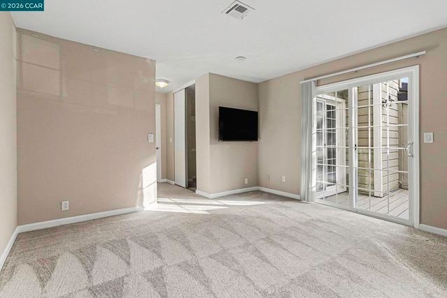 485 Canyon Oaks Dr J, Oakland, CA 94605