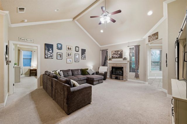 1837 Roadrunner Drive, Weatherford, TX 76088