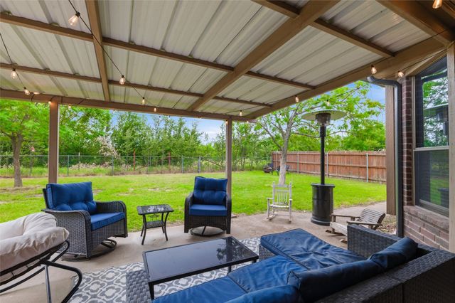 1837 Roadrunner Drive, Weatherford, TX 76088