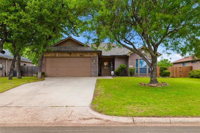 1837 Roadrunner Drive, Weatherford, TX 76088