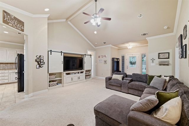 1837 Roadrunner Drive, Weatherford, TX 76088