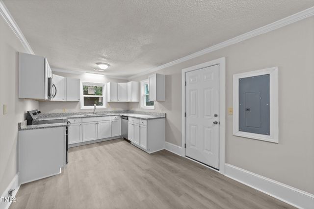 316 S Maple Avenue, Kenly, NC 27542