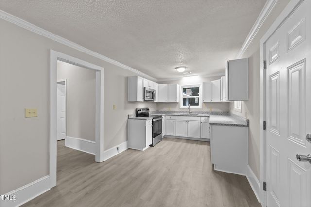 316 S Maple Avenue, Kenly, NC 27542