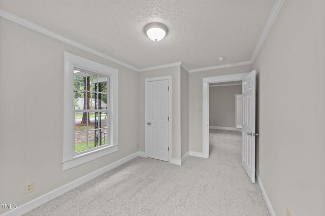 316 S Maple Avenue, Kenly, NC 27542