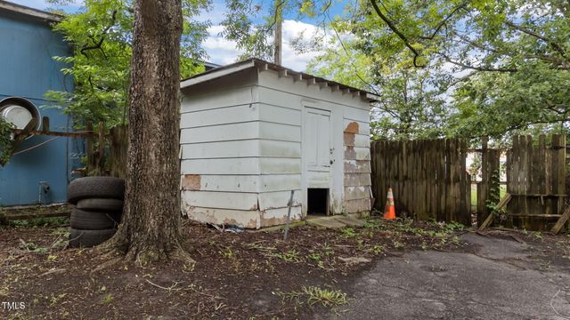 316 S Maple Avenue, Kenly, NC 27542