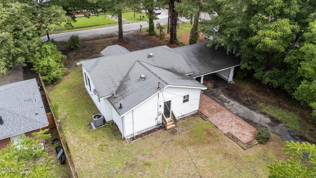 316 S Maple Avenue, Kenly, NC 27542